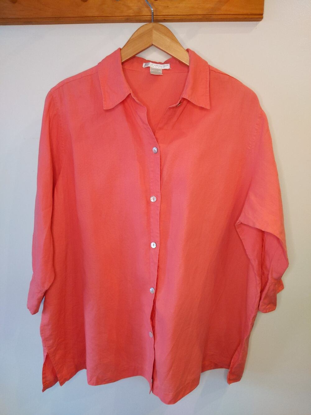 Sarah Spencer Size 1X 100% Linen Button Down Shirt Coral Pink Plus Size